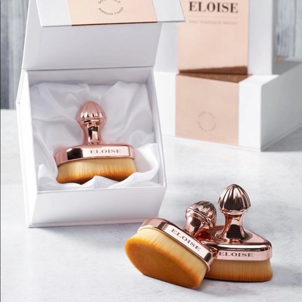 Eloise Beauty Rose Gold Tear Drop Brush